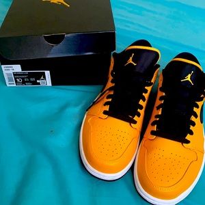 Air Jordan 1 Low